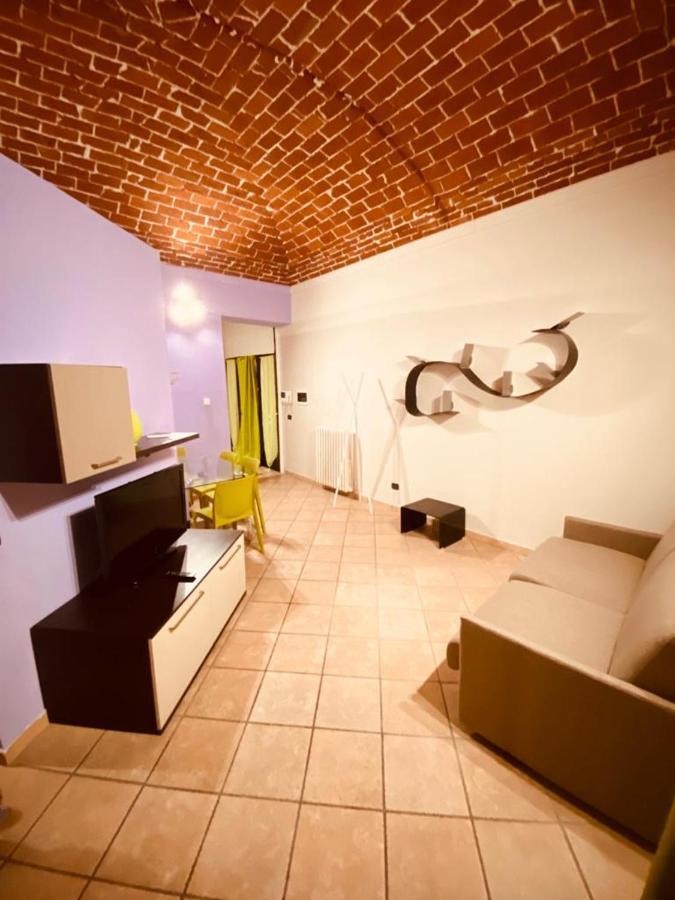 Hh Hermoso Housing Valenza Exterior photo