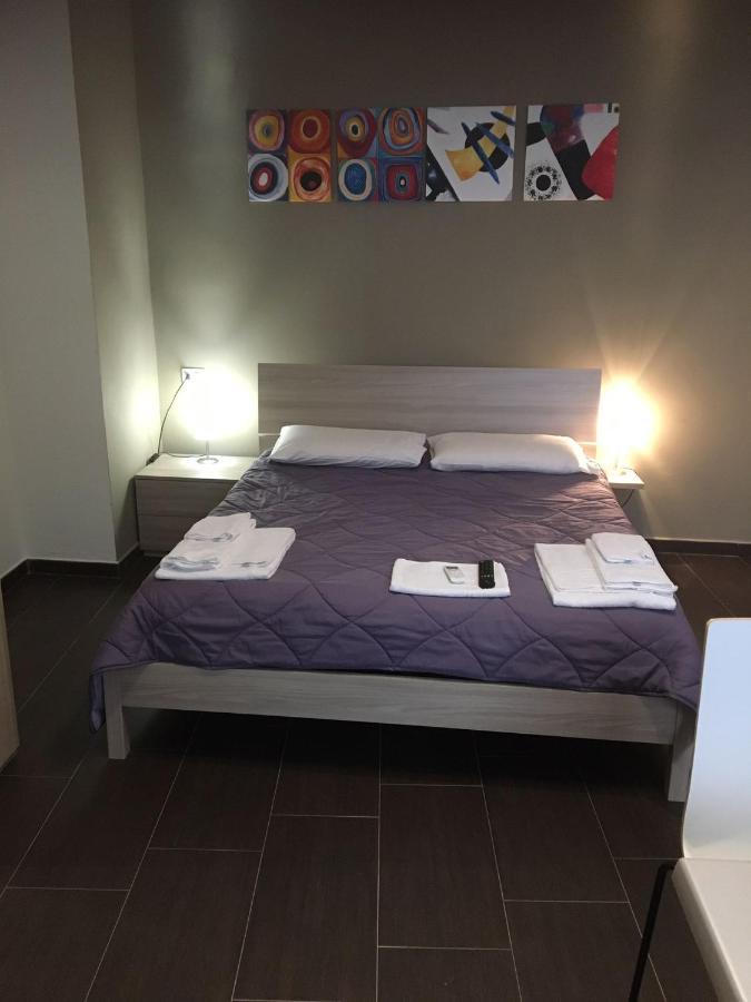 Hh Hermoso Housing Valenza Exterior photo