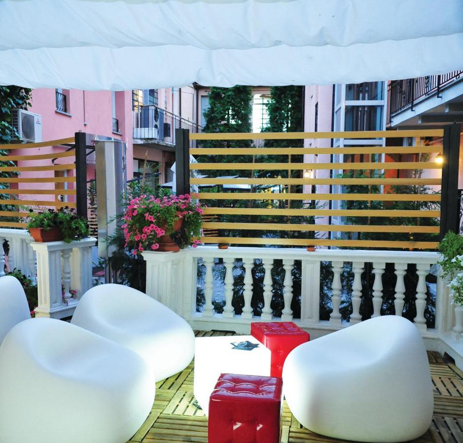 Hh Hermoso Housing Valenza Exterior photo