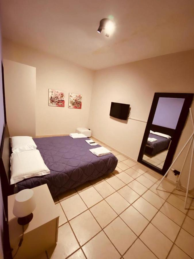 Hh Hermoso Housing Valenza Exterior photo